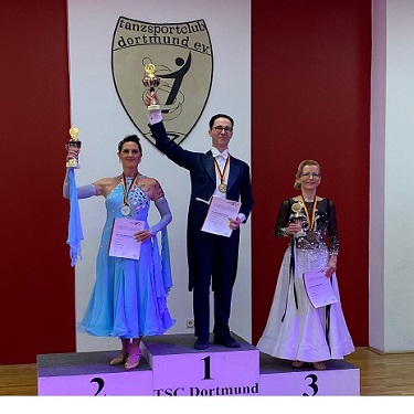 Siegerehrung Deutsche Meisterschaft Solo-Tanz Standard